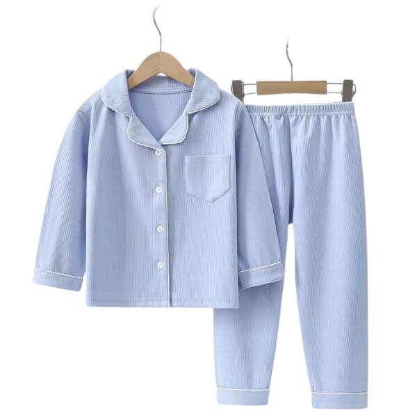 ملابس اطفال