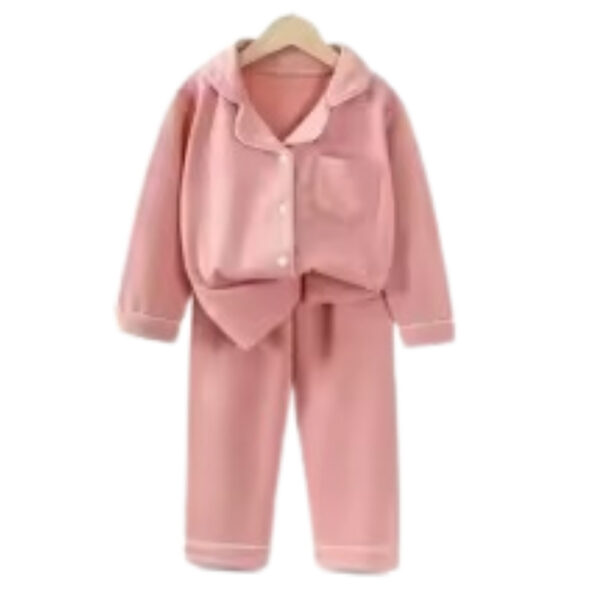 ملابس اطفال